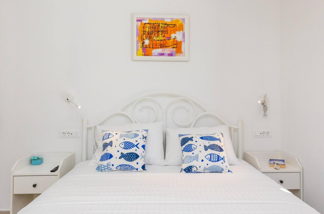 Beachfront Villa Brulupes In Secluded Bay Konstari Ngoại thất bức ảnh